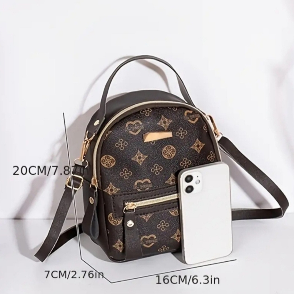 Make A Statement With This Stylish Geometric Grap… - image 3